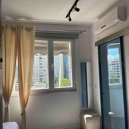Prior Centeroftirana Apartman